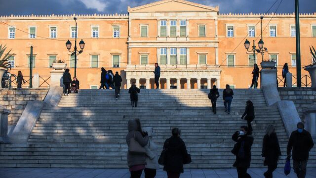 kinima-i-komma-pia-ine Κίνημα ή κόμμα; Ποια είναι η διαφορά και γιατί έχει σημασία στον δημόσιο λόγο