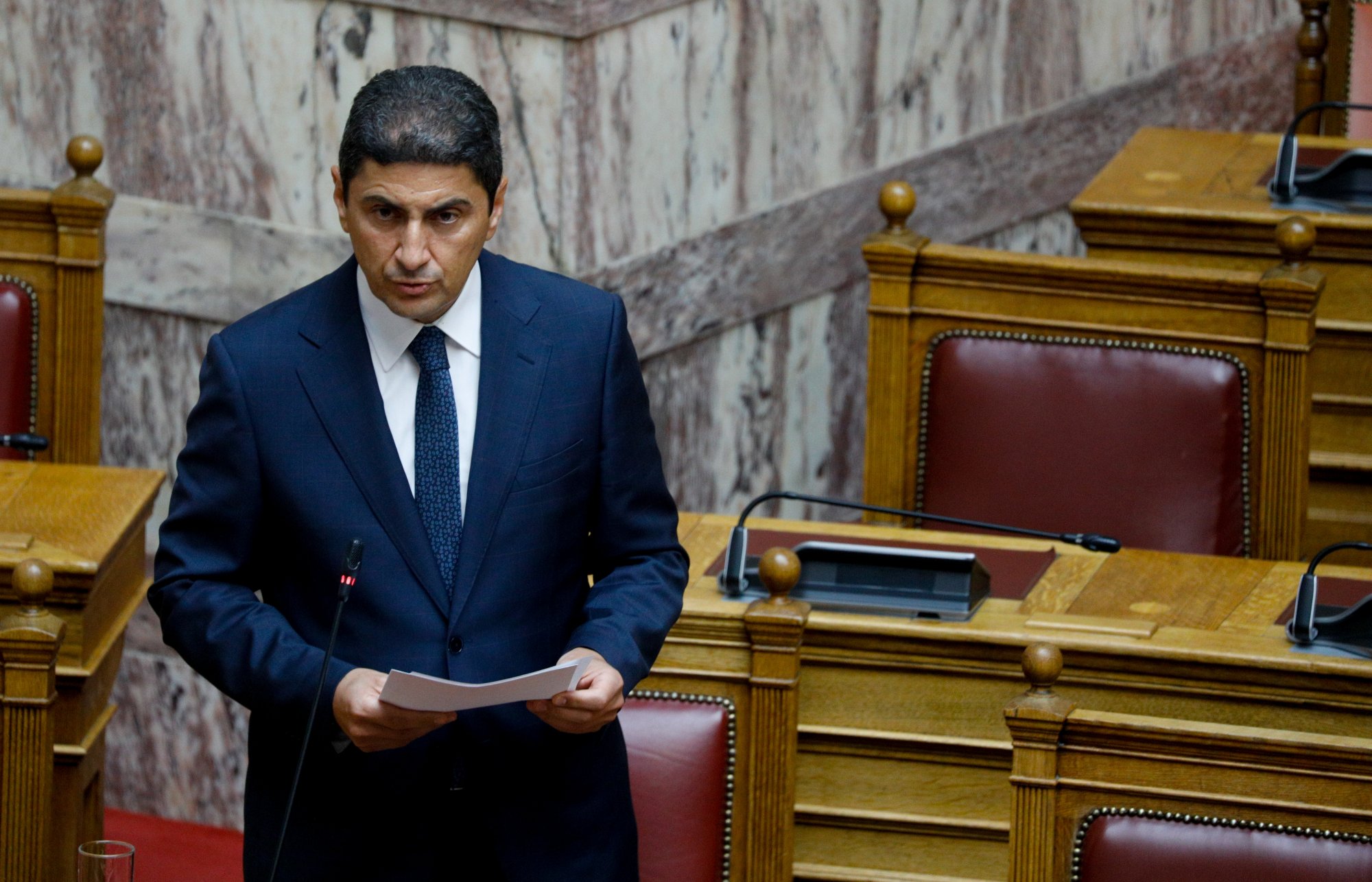 lefteris-avgenakis-ton-apeklise-apo