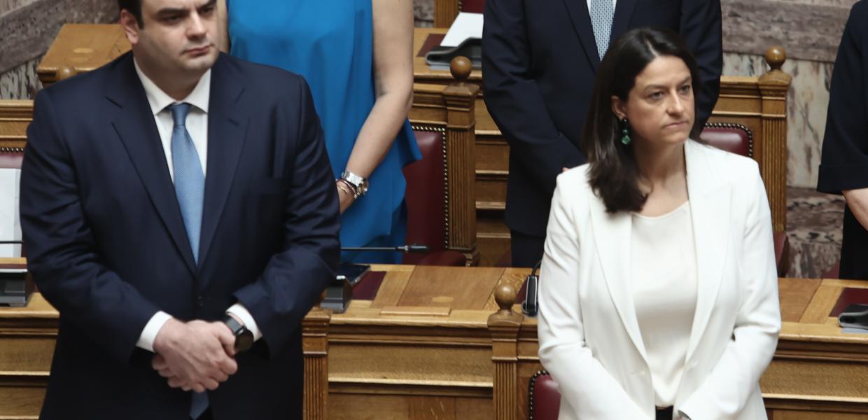 mia-filologos-…-apospasmeni-sto mia-filologos-…-apospasmeni-sto