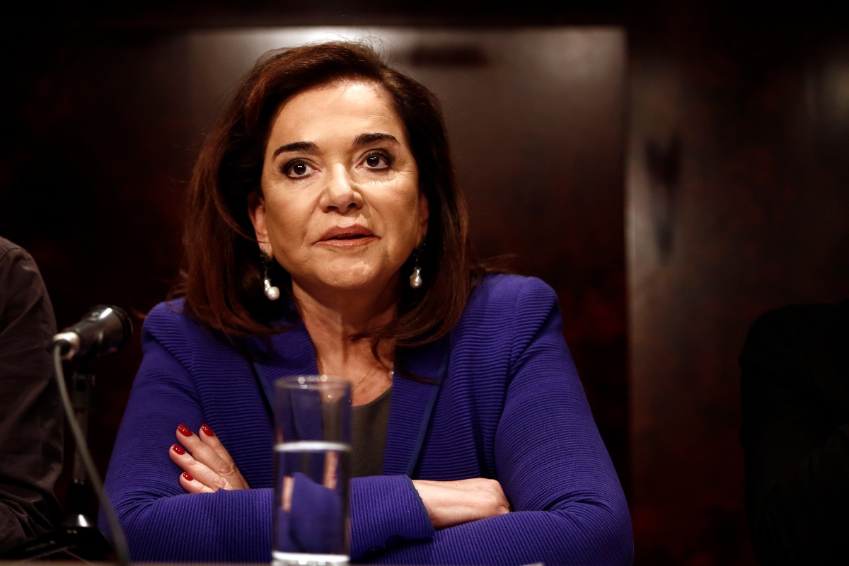 ntora-bakogianni-Atelioto-delfinario-to