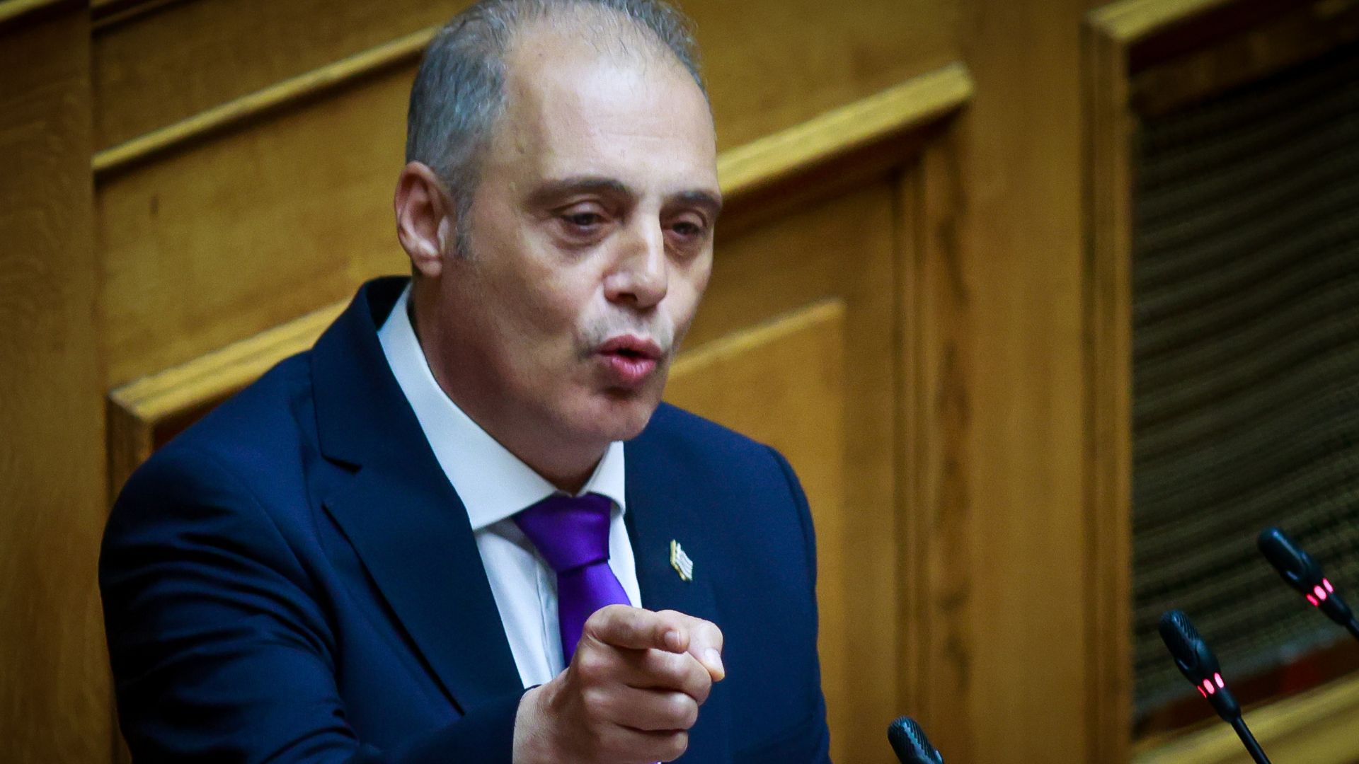 sinechizi-na-piezi-o-velopoulos sinechizi-na-piezi-o-velopoulos