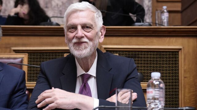 Σύσταση-από-Μαξίμου-στον-Γιάννη-Λοβέρδο-για.-χαμηλούς-τόνους