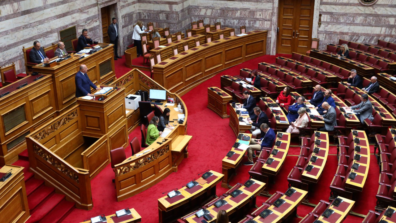 vouli-psifistike-i-simvasi-gia Βουλή: Ψηφίστηκε η Σύμβαση για τη Μαρίνα Μεγάλων Σκαφών στην Κέρκυρα