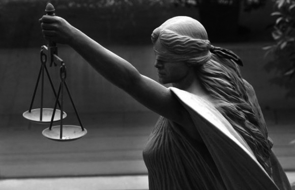 justice-is-blind-statue-jpg