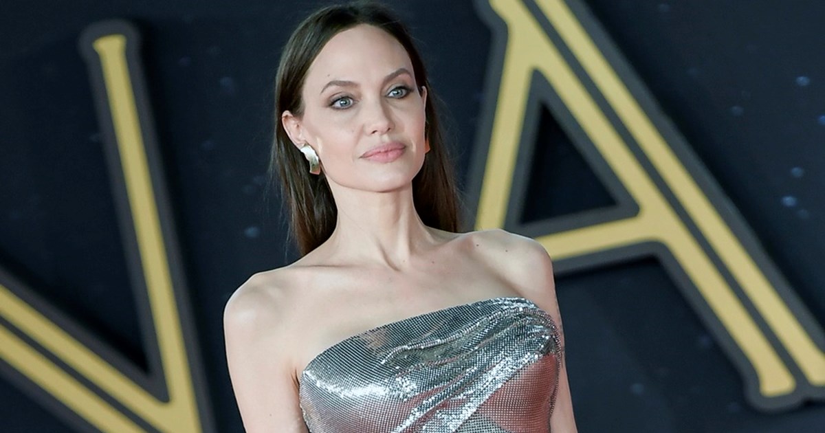 Angelina Jolie | Η μητρότητα στα 26, οι δύσκολες στιγμές μετά το διαζύγιο από τον Brad Pitt και η βοήθεια των παιδιών της