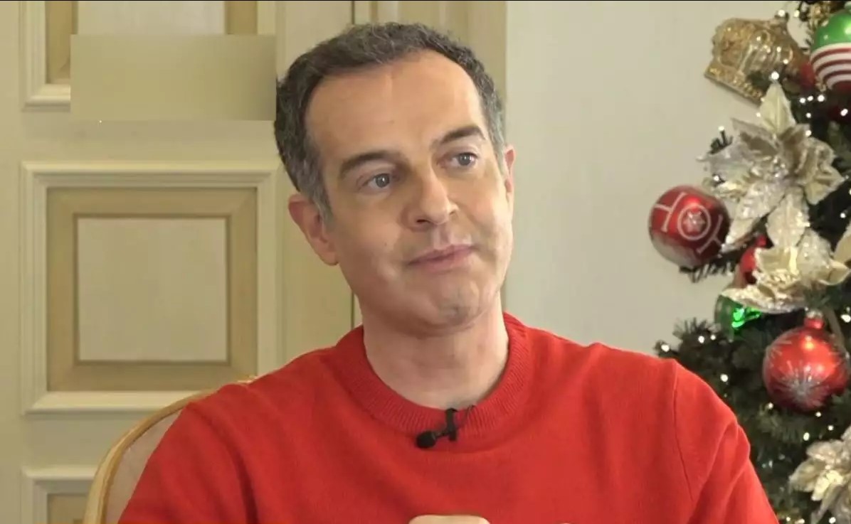 Άρης Καβατζίκης: «Δεν ήμουν σε πίστες και πήγα ξαφνικά να γίνω παρουσιαστής»