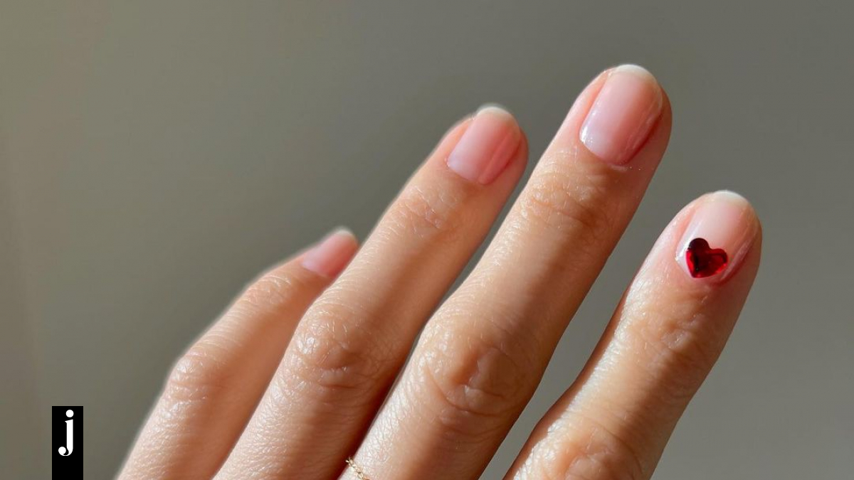 Valentine’s Nails: 10 ιδέες για νύχια που θα ερωτευτείτε