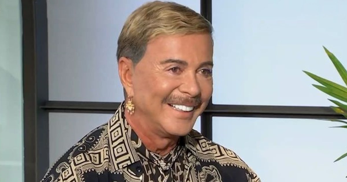 Λάκης Γαβαλάς: ‘Είναι μερικές εκπομπές που έχουν κομπλάρει και δεν μπορούν να με καλέσουν