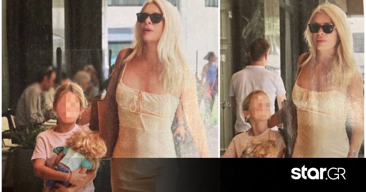 Ελένη Μενεγάκη: Σπάνια εμφάνιση με τη Μαρίνα στο κέντρο της Αθήνας | Star.gr