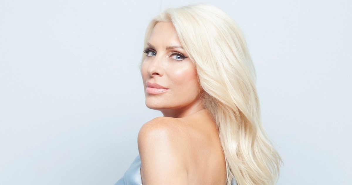 Ελένη Μενεγάκη | Το backstage βίντεο λίγο πριν την πρεμιέρα