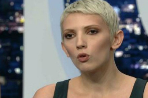 GNTM: Προσπάθησε να επιτεθεί στους κριτές η Έλντα! – “Άνθρωποι είμαστε! Μπορούμε να κάνουμε ένα λάθος!” – Την έβαλαν στη θέση της!  (βίντεο)