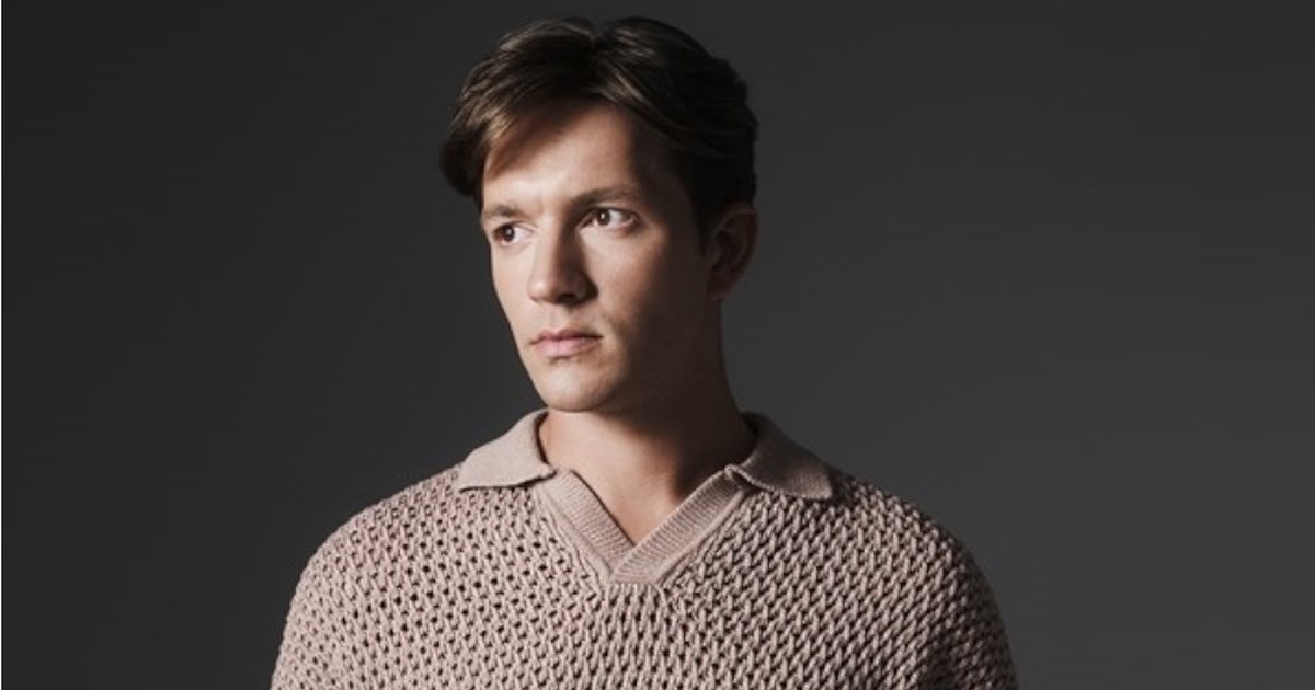 Μιχαήλ Ταμπακάκης | Μία ματιά στο (εργένικο) σπίτι του στο κέντρο της Αθήνας