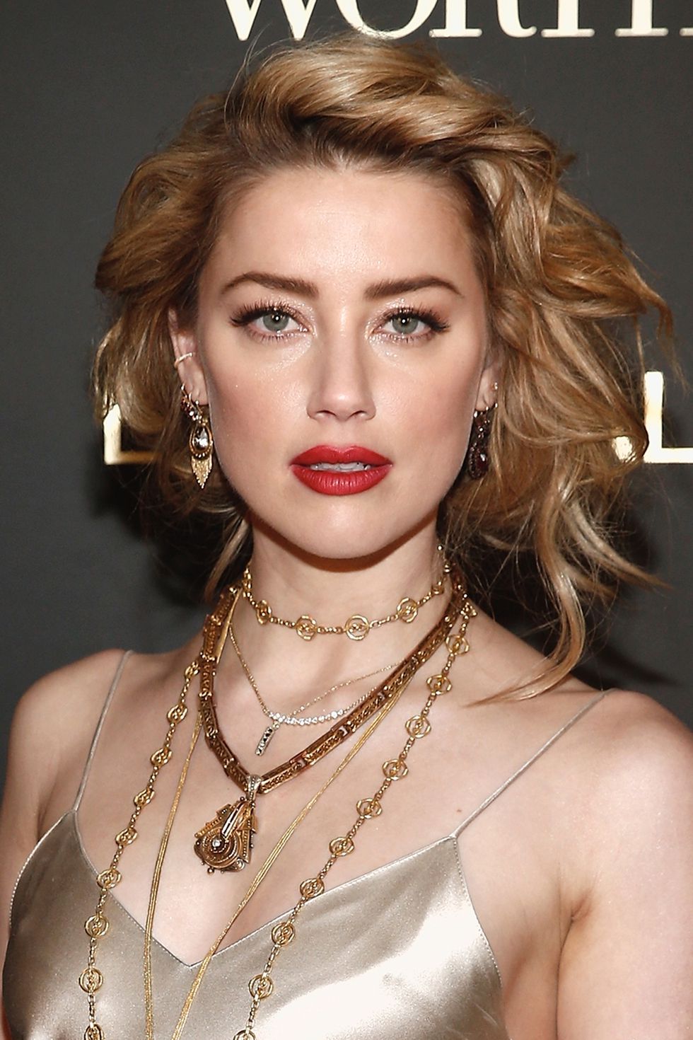 Makeup goals: το sexy μακιγιάζ της Amber Heard! – TLIFE