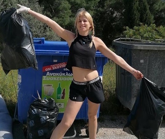 Η Ευρυδίκη του “My Style Rocks” πήρε… τα βουνά και μάζεψε εθελοντικά τα σκουπίδια! [video]