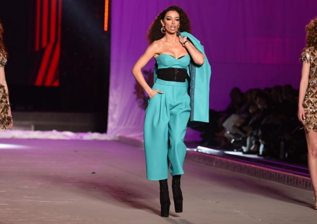 Madwalk 2019: Η sexy εμφάνιση της Ελένης Φουρέιρα στη σκηνή και το catwalk με δύο καλλονές-έκπληξη! (video) – TLIFE