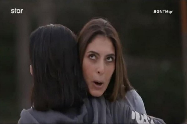 GNTM: Το είδαμε κι αυτό! Αγκαλιάστηκαν Εύη και Άννα Αμανατίδου! (video)