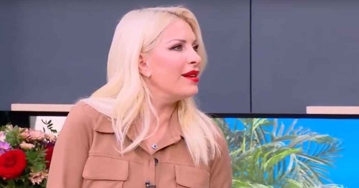 Το μπέρδεμα της Ελένης Μεγεκάκη on air: ‘Θυμίστε μου, πόσα χρόνια δουλεύω στην τηλεόραση;’