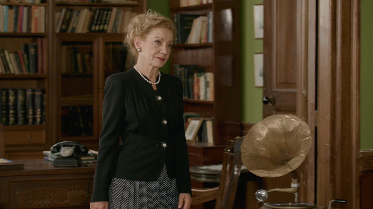 Έρωτας Φυγάς: Η Μαργέτα υπερασπίζεται την Αλεξάνδρα ενώπιον του δικαστηρίου | Zappit