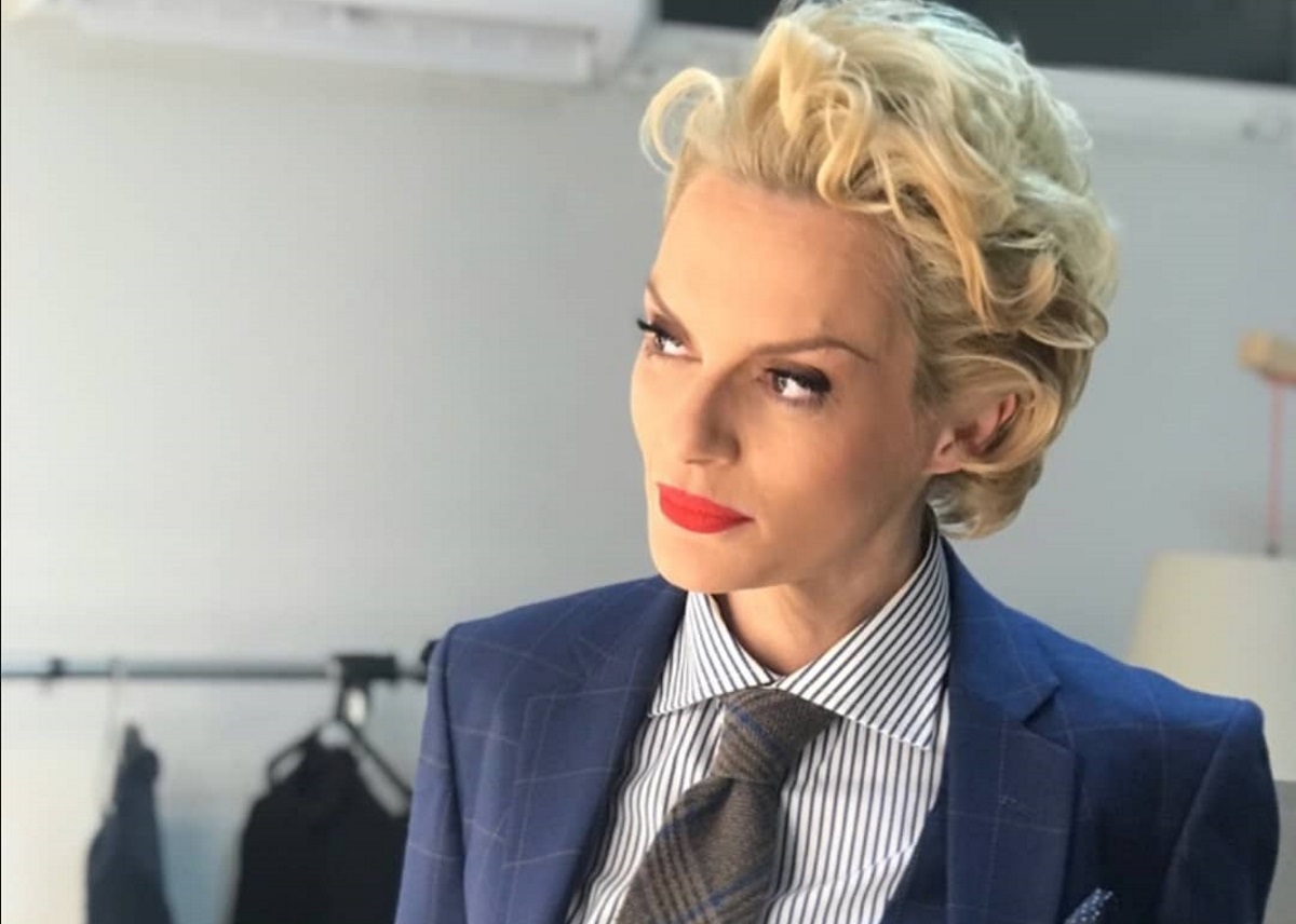 Έλενα Χριστοπούλου: Η συμβουλή που έδωσε στους θαυμαστές της τα Χριστούγεννα! – TLIFE