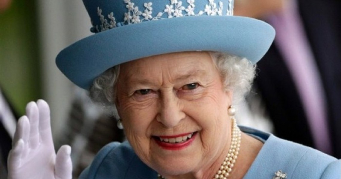 Βασίλισσα Ελισάβετ: Ποιες οι 8 τροφές που δεν τρώει ποτέ, ποιος ο λόγος. Σκεφτείτε το