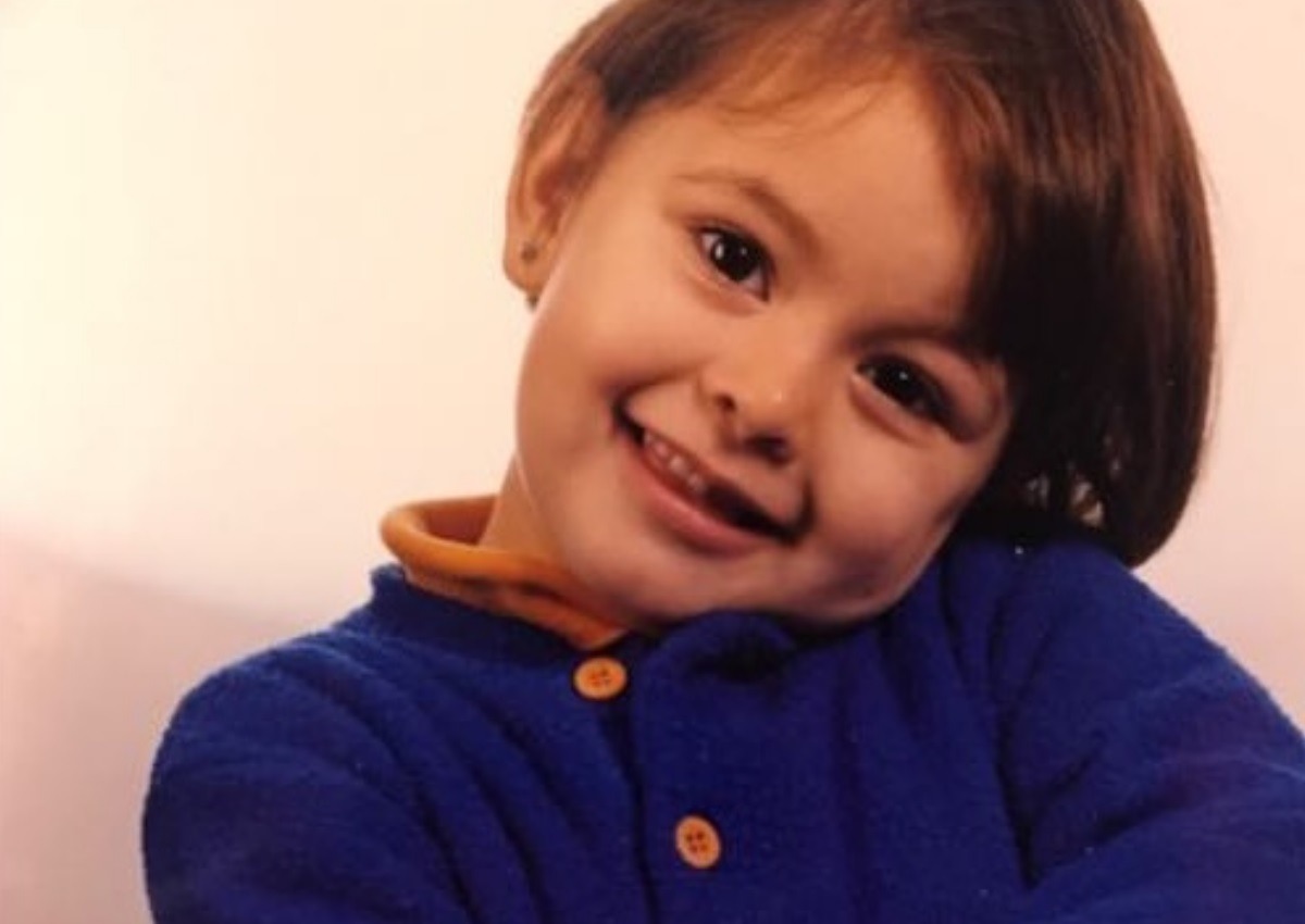 Το χαριτωμένο κοριτσάκι της φωτογραφίας είναι πρώην παίκτρια του GNTM – Την αναγνωρίζεις; – TLIFE