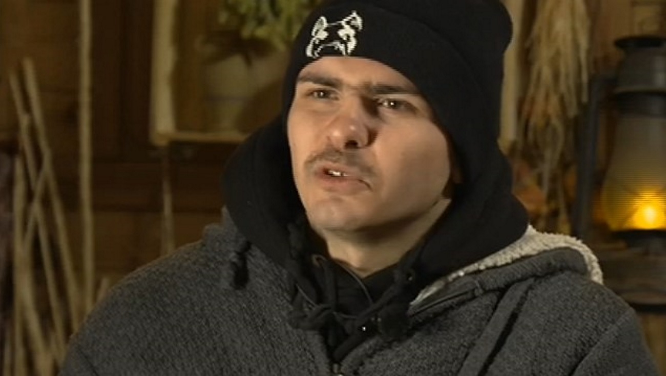 Ξέφυγε στη Φάρμα ο Κουτσαβάκης – “Θα σας γ@μησ@ όλους” | Zappit