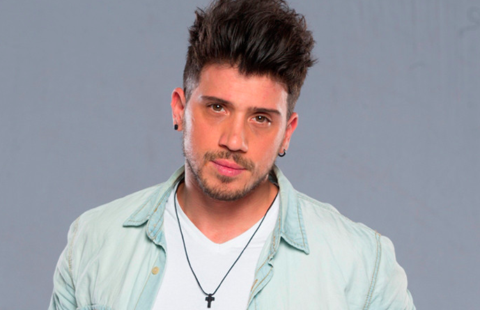 Γιάννης Αμπατζόπουλος #PowerofLovegr: Βρέθηκε ο σωσίας του. Ποιος είναι, θα κλάψετε από το γέλιο