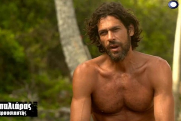 Γιάννης Σπαλιάρας: Δείτε πως τον υποδέχτηκε η μητέρα του μετά το Nomads!