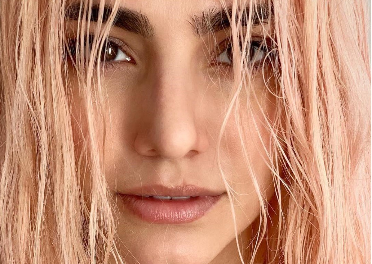 Ηλιάνα Παπαγεωργίου: Ποζάρει με κοντά μαλλιά και είναι άκρως εντυπωσιακή! – TLIFE