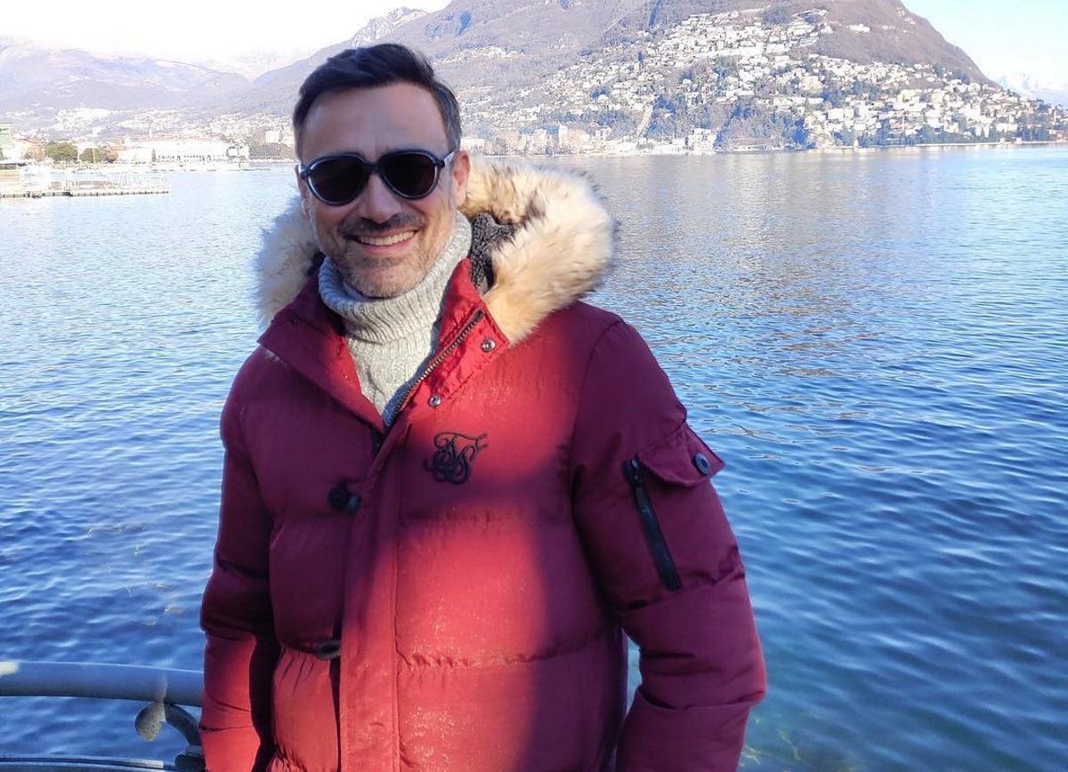 Γιώργος Καπουτζίδης: Ποζάρει με την Άννα Κορακάκη και αποκαλύπτει πως κάτι ετοιμάζουν – TLIFE