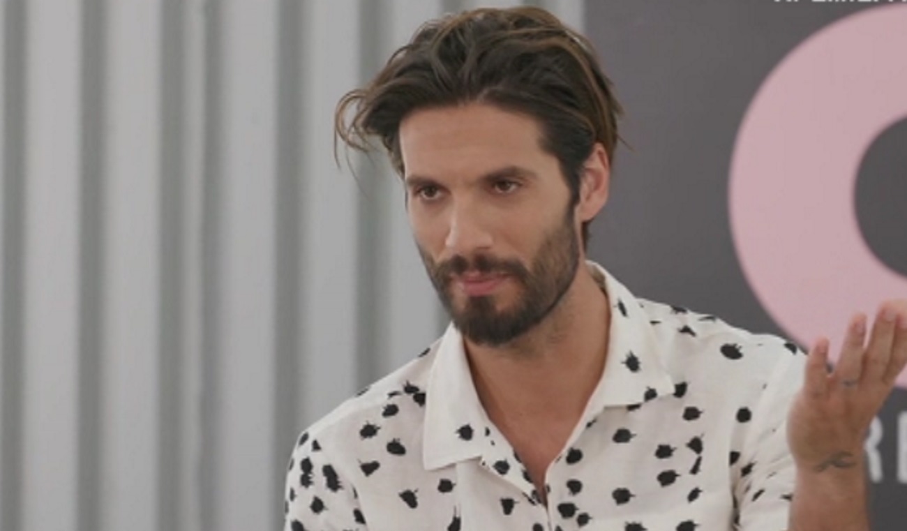 Γιώργος Καράβας: “Το πρώτο βράδυ έμεινα άυπνος, πήγα στο πλατό και δεν είχα κλείσει μάτι” | Zappit