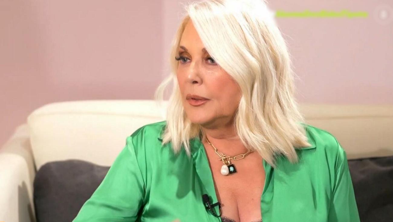 “Χείμαρρος” η Ρούλα Κορομηλά για όλους και για όλα: “Είναι προσβλητικό και απαράδεκτο, με στενοχωρεί πάρα πολύ” | Zappit