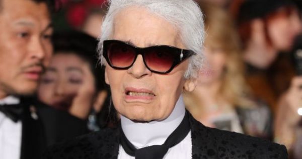 Πέθανε ο Καρλ Λάγκερφελντ