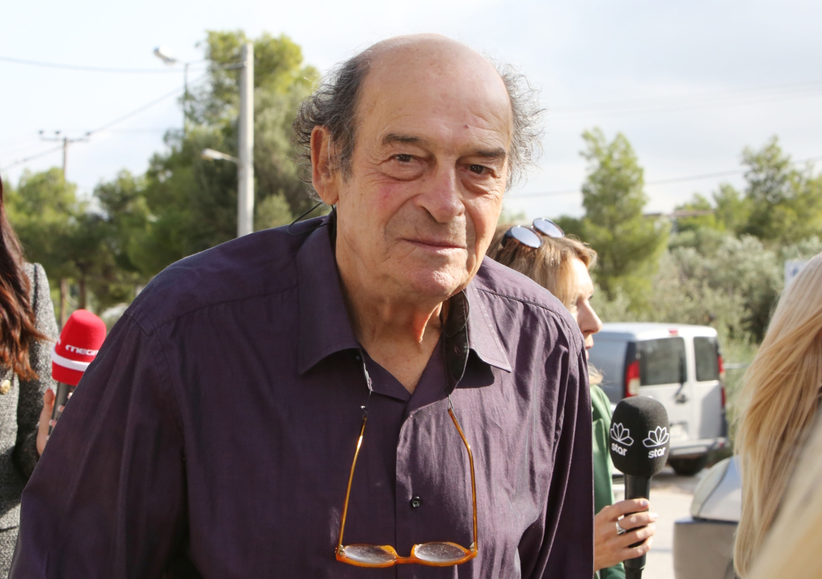Μανούσος Μανουσάκης: «Έκανα αίτηση στον δήμο και ο δρόμος μου ονομάστηκε “οδός Ηθών”»