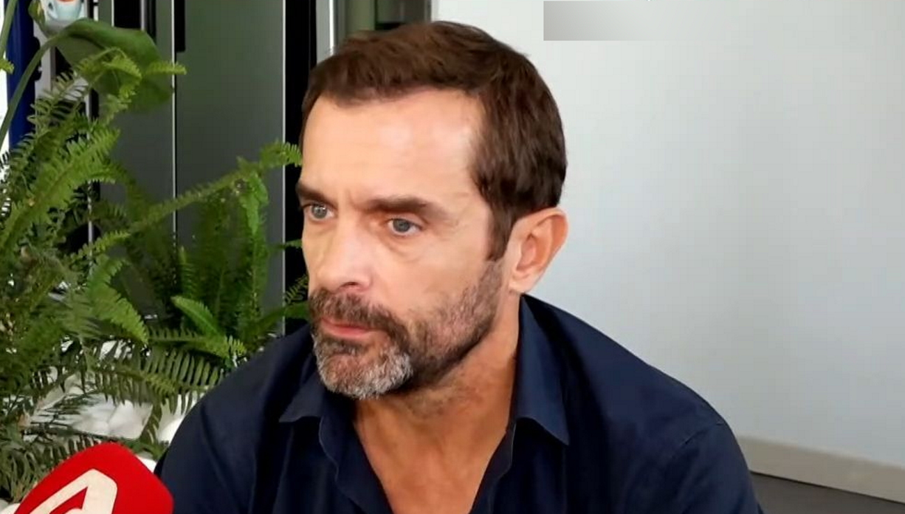 Κωνσταντίνος Μαρκουλάκης: “Ο Γιατρός” είναι ο πιο ενδιαφέρον ρόλος που έχω κάνει στην τηλεόραση” | Zappit