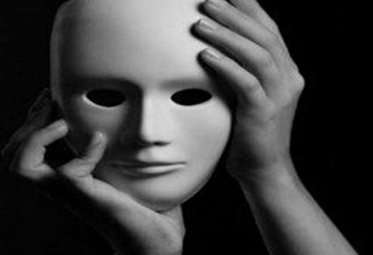 Πέθανε στα 63 του από ανακοπή καρδιάς γνωστός τραγουδιστής!