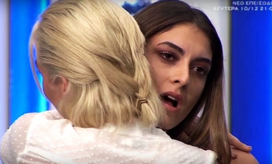 #GNTMgr Μικαέλα Φωτιάδη Αποχώρηση: «Τραγικό που μένει η Αμανατίδου.» Σαμπάνιες, πυροκλ@νι [video]