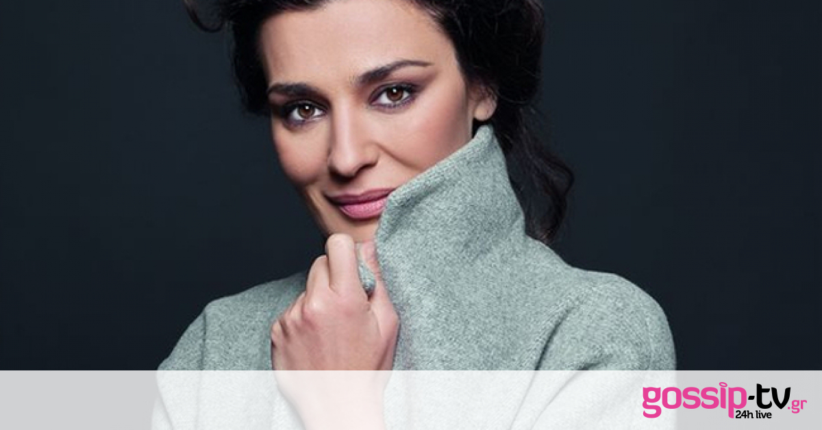 Μαρία Ναυπλιώτου: Οι έρωτες, η απογοήτευση και ο θάνατος των γονιών της