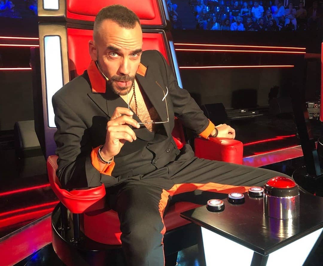 Πάνος Μουζουράκης: Αυτή είναι η νέα γυναίκα που μπήκε στη ζωή του μετά το χωρισμό με τη Μαρία Σολωμού – TLIFE