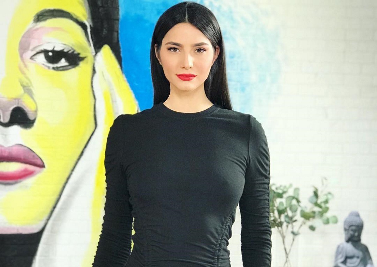 Ηλιάνα Παπαγεωργίου: Αυτό είναι το αξεσουάρ που δεν μπορεί να αποχωριστεί! [pics] – TLIFE