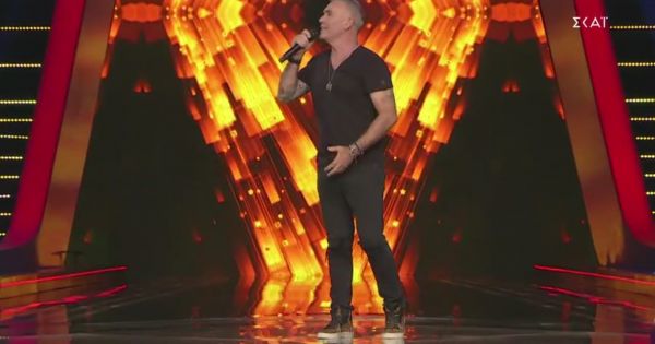 Χαμός στο πλατό:Η έκπληξη του Στέλιου Ρόκκου στους coaches του Voice!