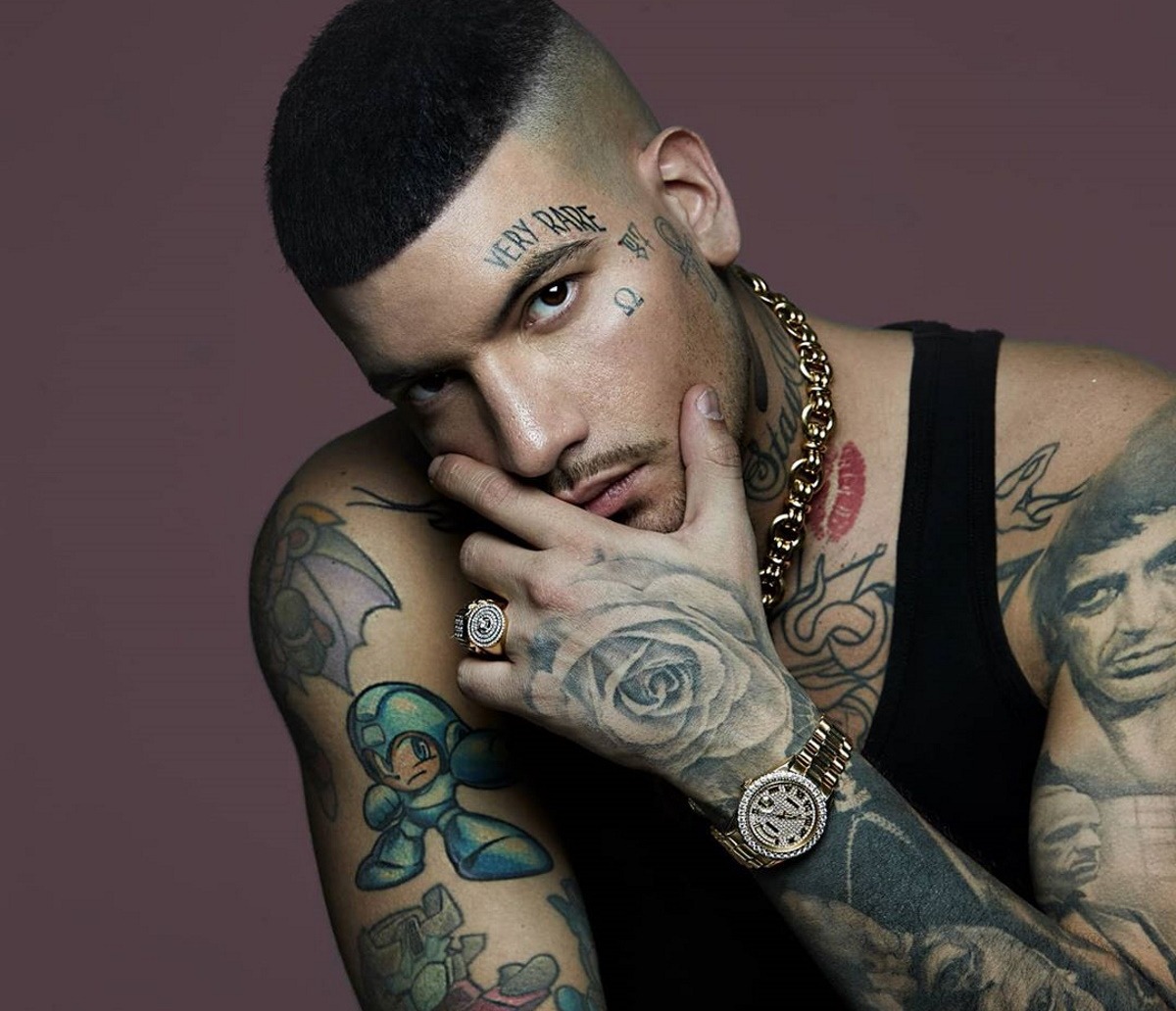 Snik: Απαθανατίζει την Ηλιάνα Παπαγεωργίου με το νέο τους… κατοικίδιο! Video – TLIFE