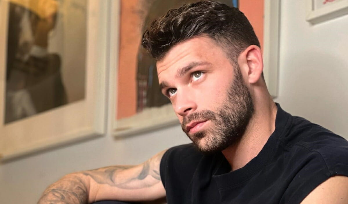 Στάθης Σχίζας: Εσπευσμένα στο νοσοκομείο – Iciao