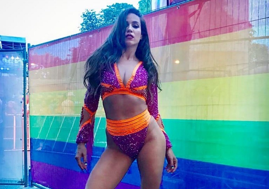 Στικούδη: Εκρηκτική εμφάνιση στο EuroPride στην Βιέννη!