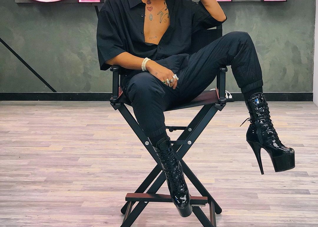 GNTM2: Δες τον χορευτή που θα μάθει τα κορίτσια να περπατούν σε ψηλοτάκουνα! [pic] – TLIFE