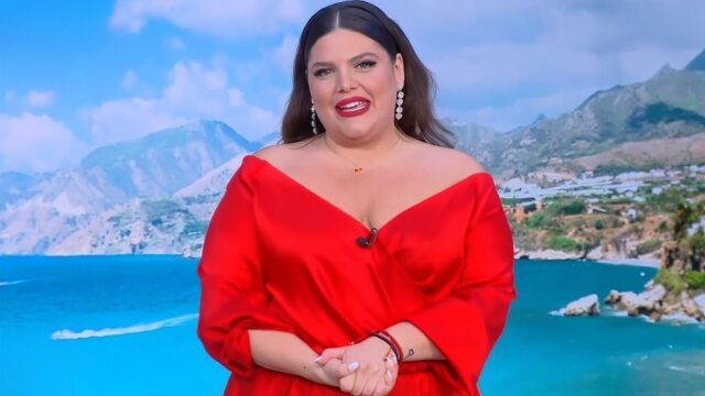 Δανάη Μπάρκα: “Υπάρχουν στιγμές που συνειδητοποιούμε ότι είναι μαύρα τα πράγματα, τα σημαντικά είναι αλλού”