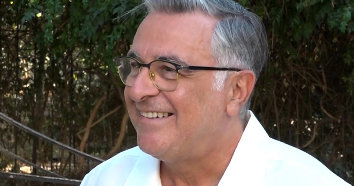 Γιώργος Κουβαράς: «Η Παρέα μπορεί να έκανε 2% στο κοινό που μετράει ο Ποσειδώνας Γιαννόπουλος»