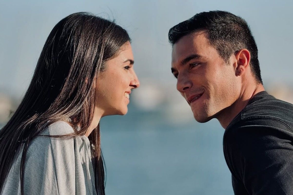 tvneaΗ-γη-της-ελιάς-Ο-Στάθης-λαμβάνει-μήνυμα-βόμβα-από-τον-Μιλτιάδη-–-Η-κόρη-σου…