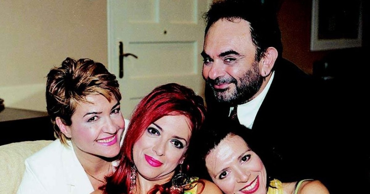 Κατιάνα Μπαλανίκα & Ελένη Ράντου ποζάρουν αγκαλιά 20 χρόνια μετά τις ‘Σαββατογεννημένες’