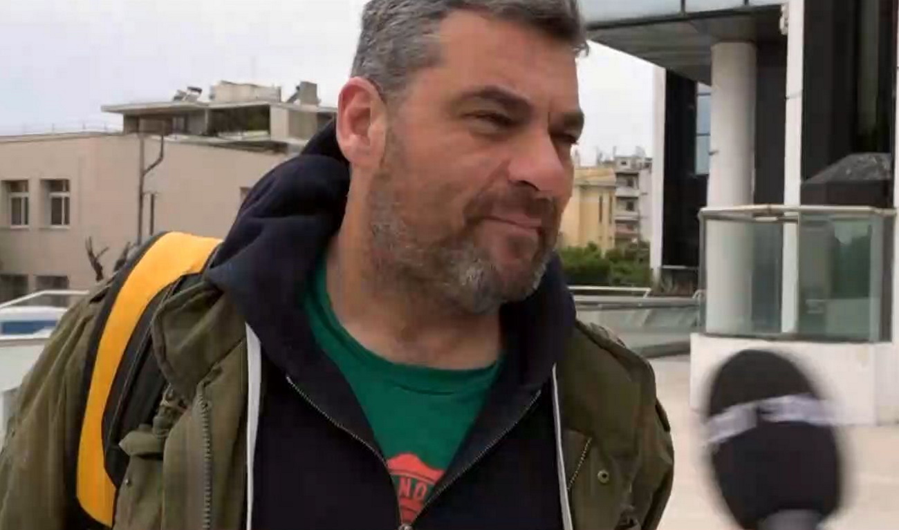Μάνος Νιφλής: «Στον τρίτο μήνα διάβαζα δημοσιεύματα ότι με αλλάζει το Open με κάποιον άλλον» | Zappit